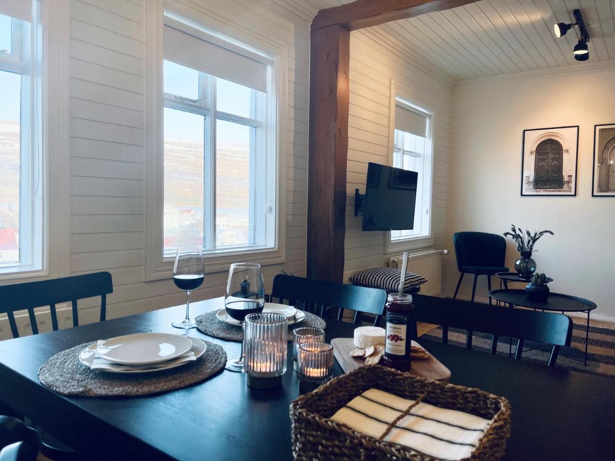 Day Dream Central Akureyri Three Bedroom Apt Экстерьер фото