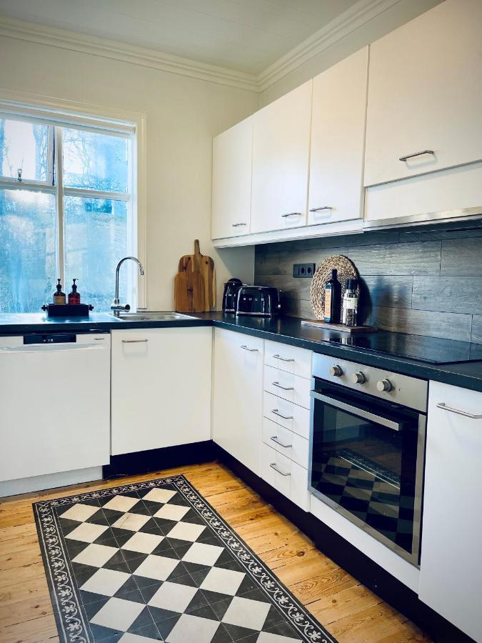 Day Dream Central Akureyri Three Bedroom Apt Экстерьер фото